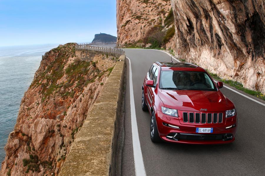  Jeep Grand Cherokee SRT8 2012 года  (фото 103 из 186)